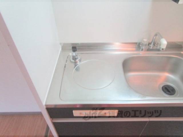キッチン　コンロ置き場