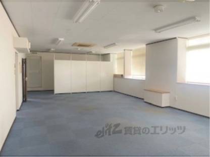 テナント内