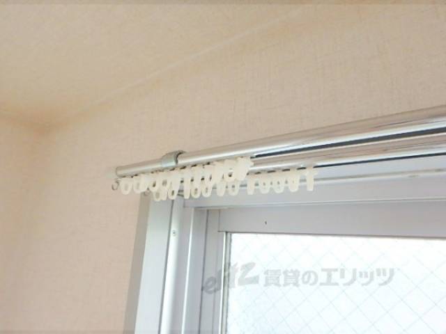 カーテンレール