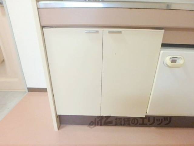 キッチン　収納