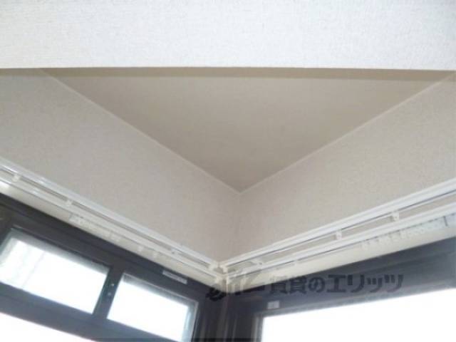 カーテンレール