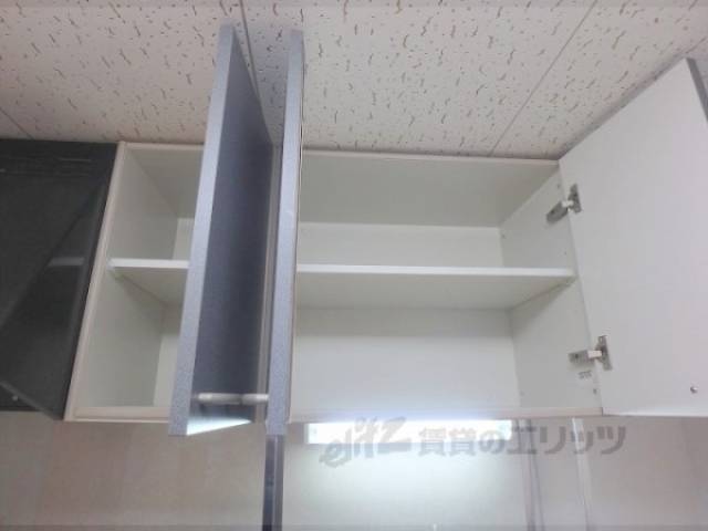 キッチン　収納上部