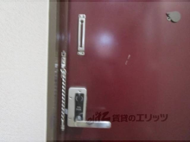 玄関　チェーンロック