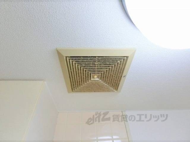 キッチン 換気扇
