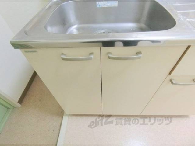 キッチン 下部収納