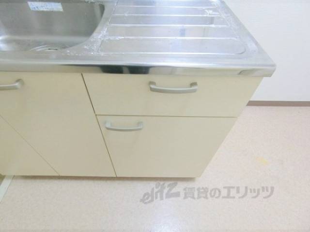 キッチン 下部収納
