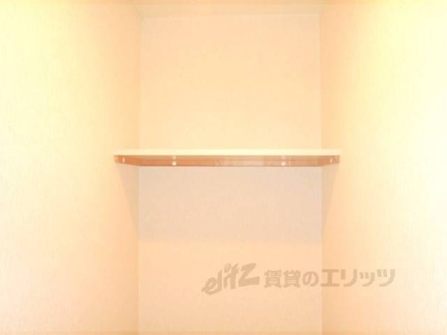 トイレ　トイレ上段収納