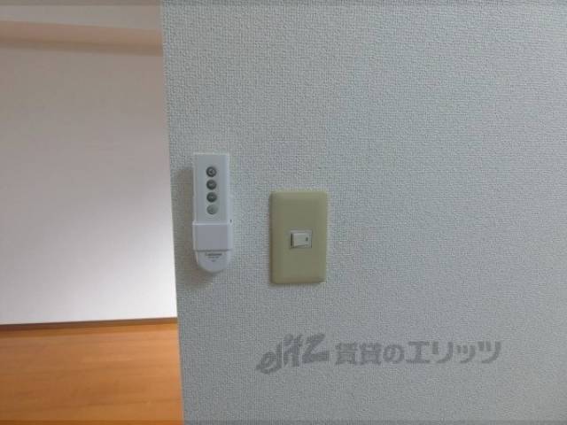 洋室　照明リモコン