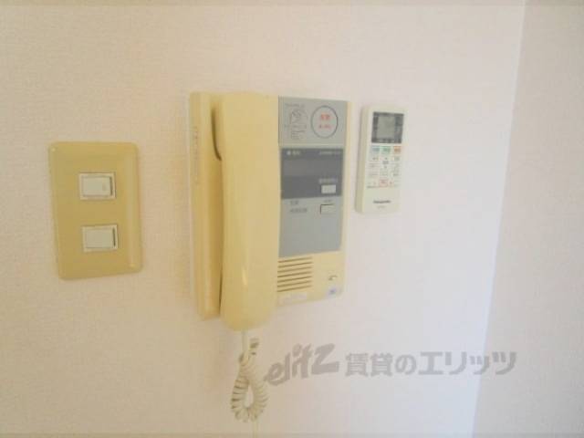 ドアフォン