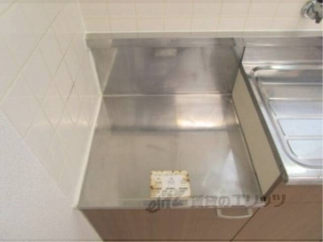 キッチン　コンロ置き場