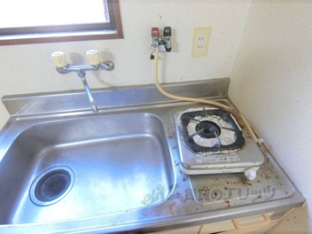 キッチン　コンロ置場