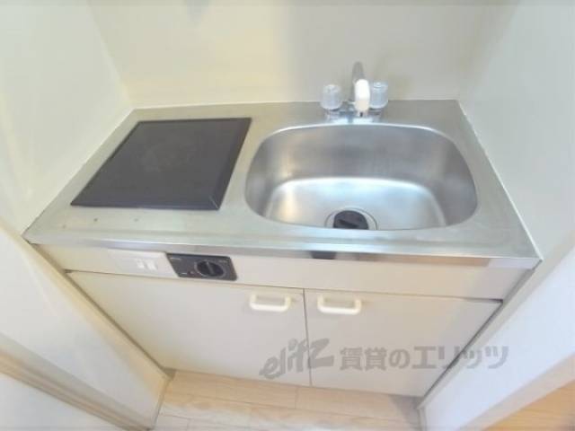 キッチン　コンロ付きです