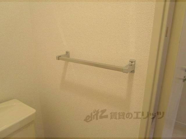 トイレ　タオル掛け