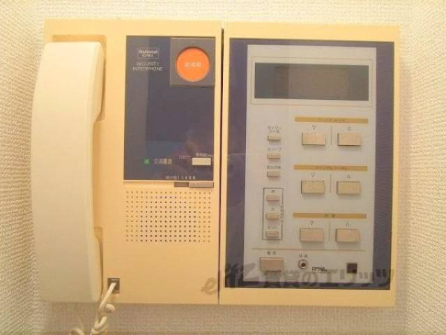 インターホン