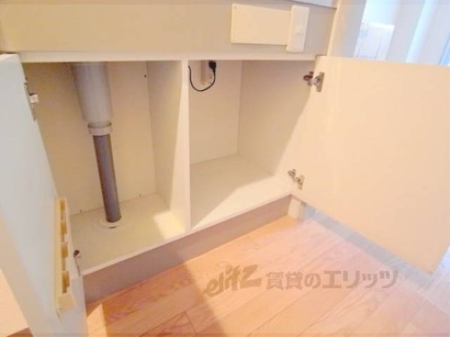 キッチン　下部収納