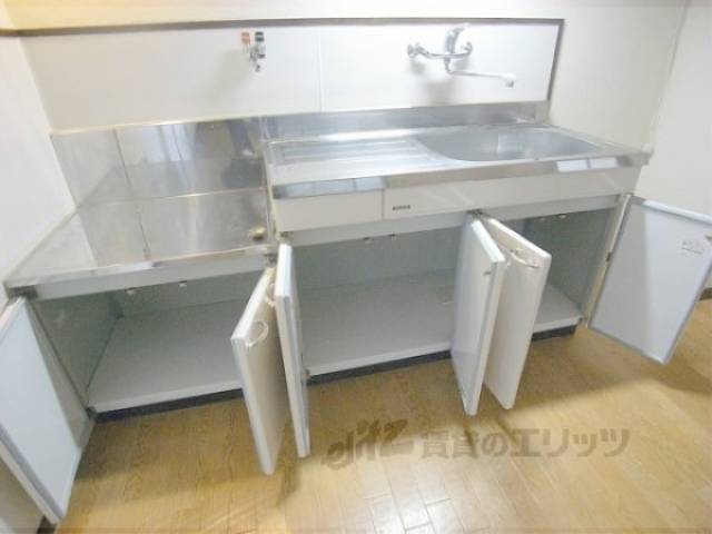 キッチン下部収納
