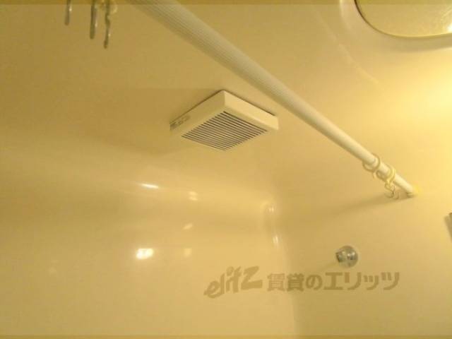 ユニットバス　換気扇