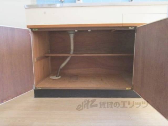 キッチン　下部収納