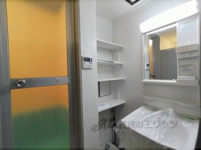 洗面所　給湯器