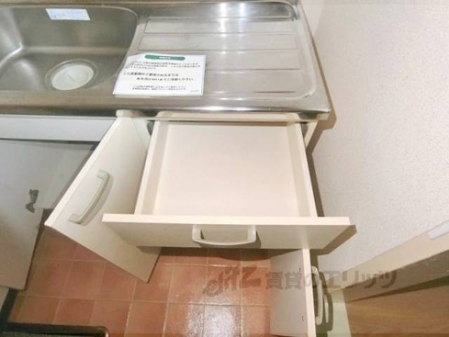 キッチン　下部収納