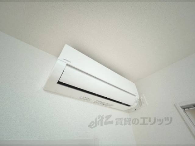 エアコン　リビングエアコン