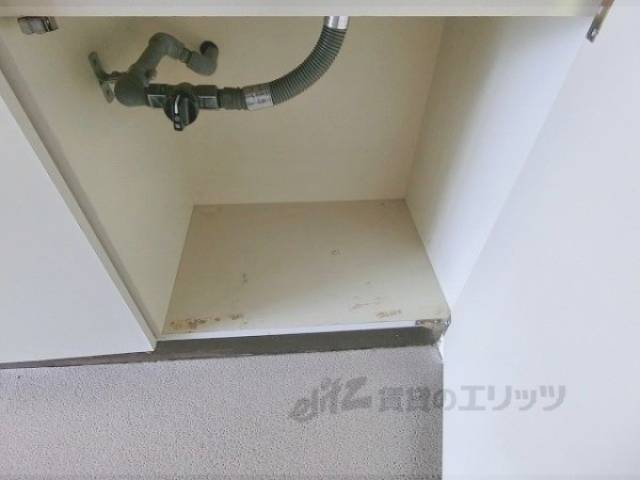 キッチン　下部収納