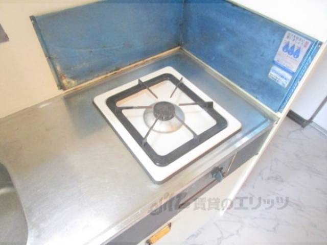キッチン　コンロ