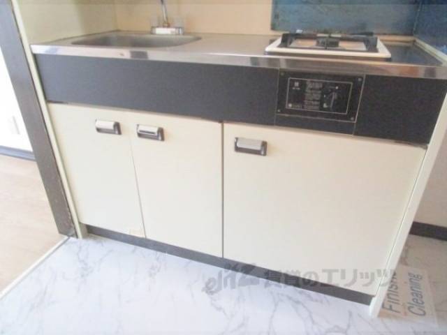 収納　下部収納