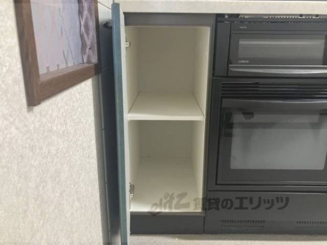 キッチン　下部収納