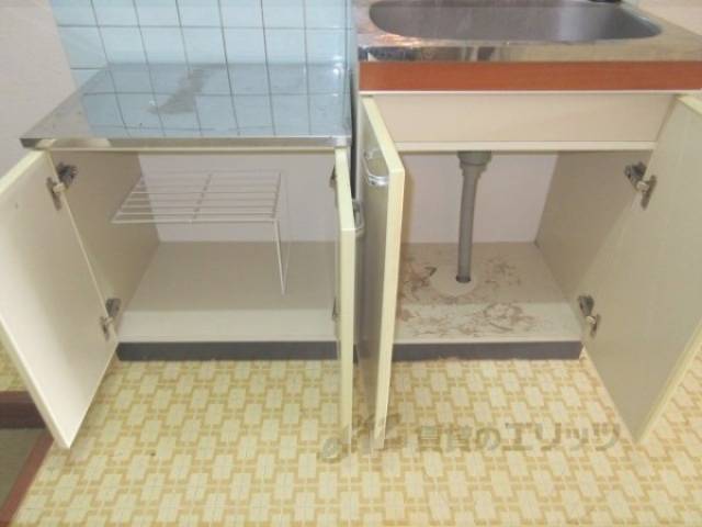 キッチン　下部収納