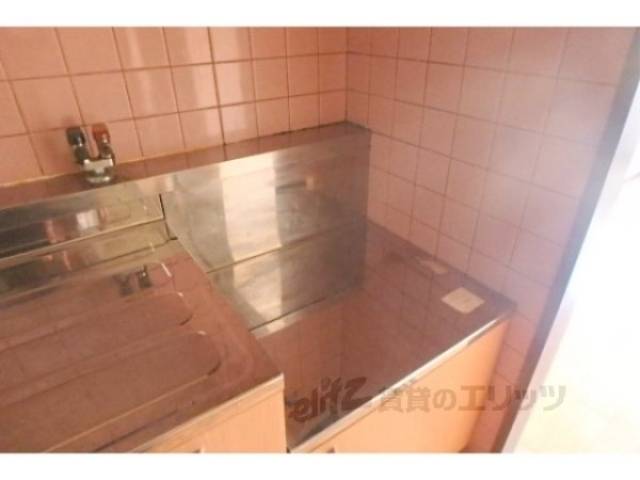 キッチン　コンロ設置場所