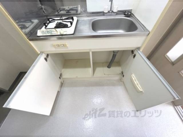 キッチン　下収納