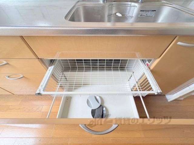 キッチン　収納