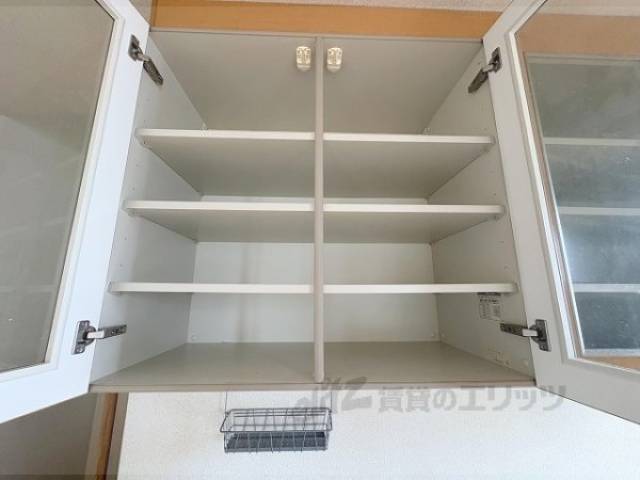 戸棚　上部収納