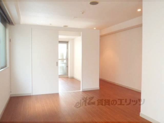 居室　収納全貌