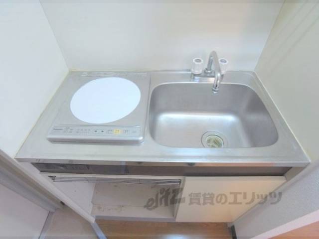 キッチン　下部