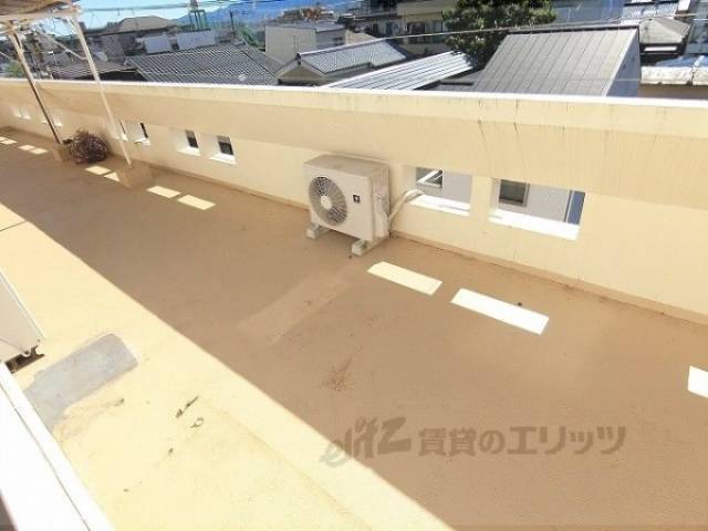 ベランダ　共用