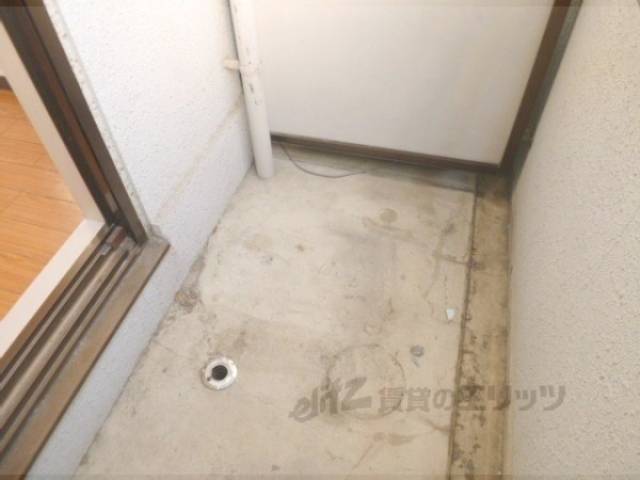 洗濯機置場　収納