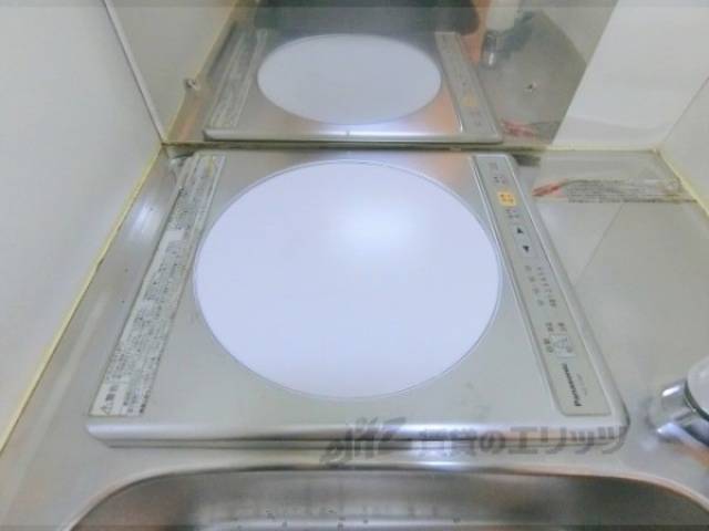 キッチン　コンロ