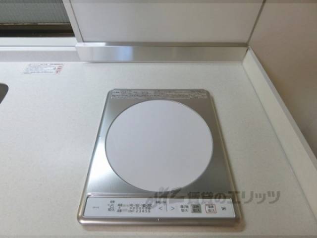 キッチン　コンロ