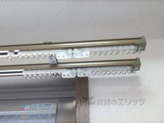 カーテンレール