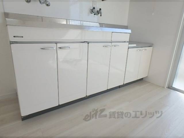 キッチン　収納