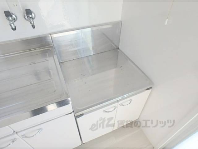 キッチン　コンロ置き場