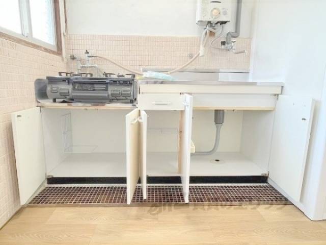 キッチン　下部収納