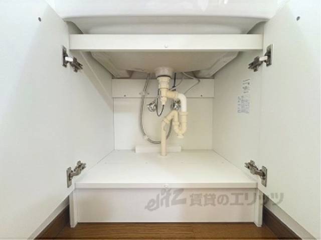 洗面所　洗面台収納