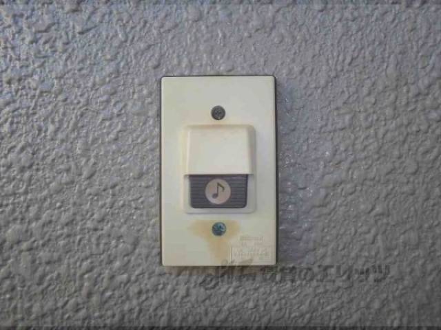 玄関　呼び鈴