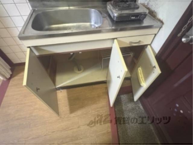 キッチン　収納下部