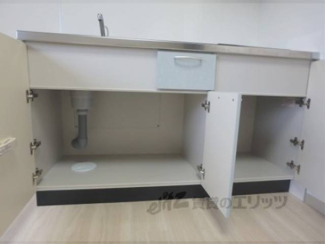 キッチン　キッチン下部収納