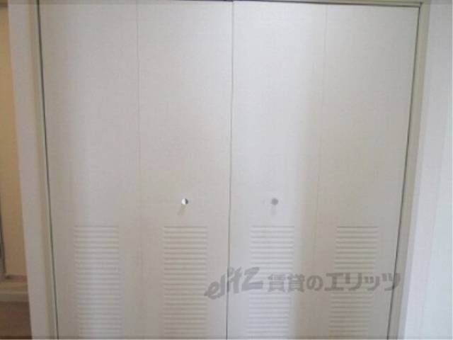 収納　廊下収納