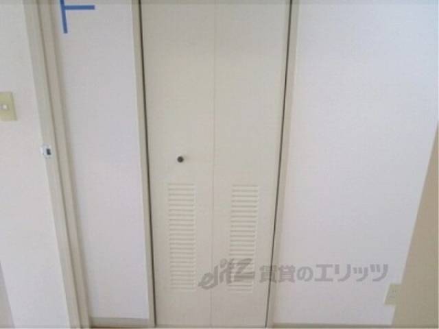 収納　廊下収納